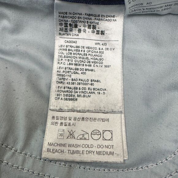 Levi's 311 Shaping Skinny Denim Jeans Women 32x30 Blue Dark Wash Mid Rise Casual - Picture 4 of 16